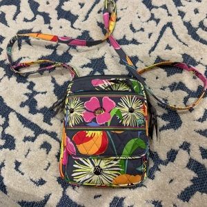 Vera Bradley Crossbody Purse!